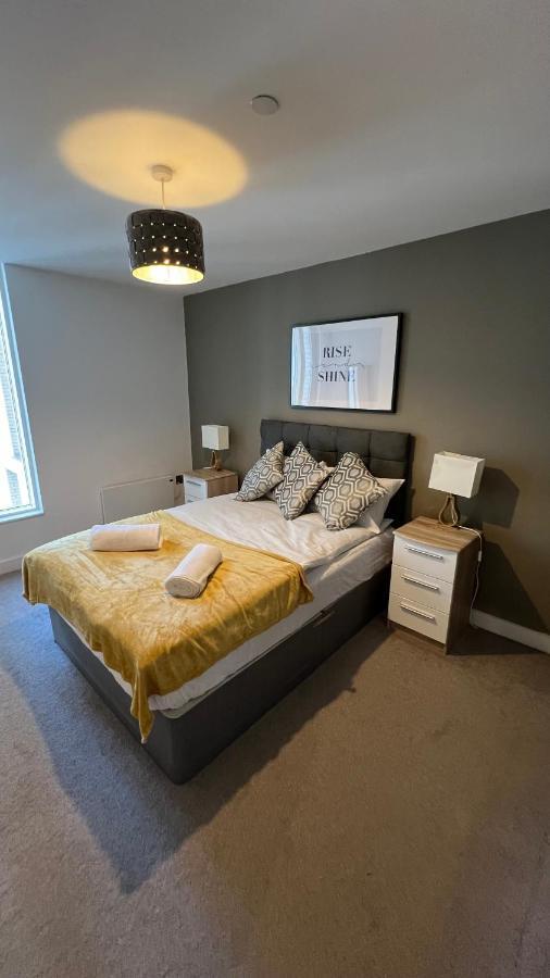 Stunning Manchester City Centre Apartment! Ideal For Small Groups Buitenkant foto