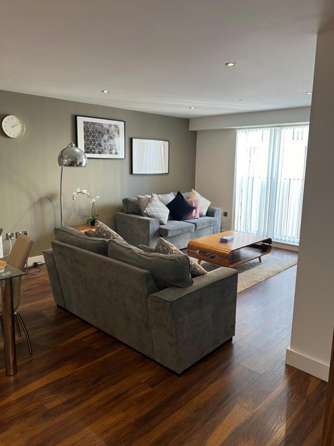 Stunning Manchester City Centre Apartment! Ideal For Small Groups Buitenkant foto